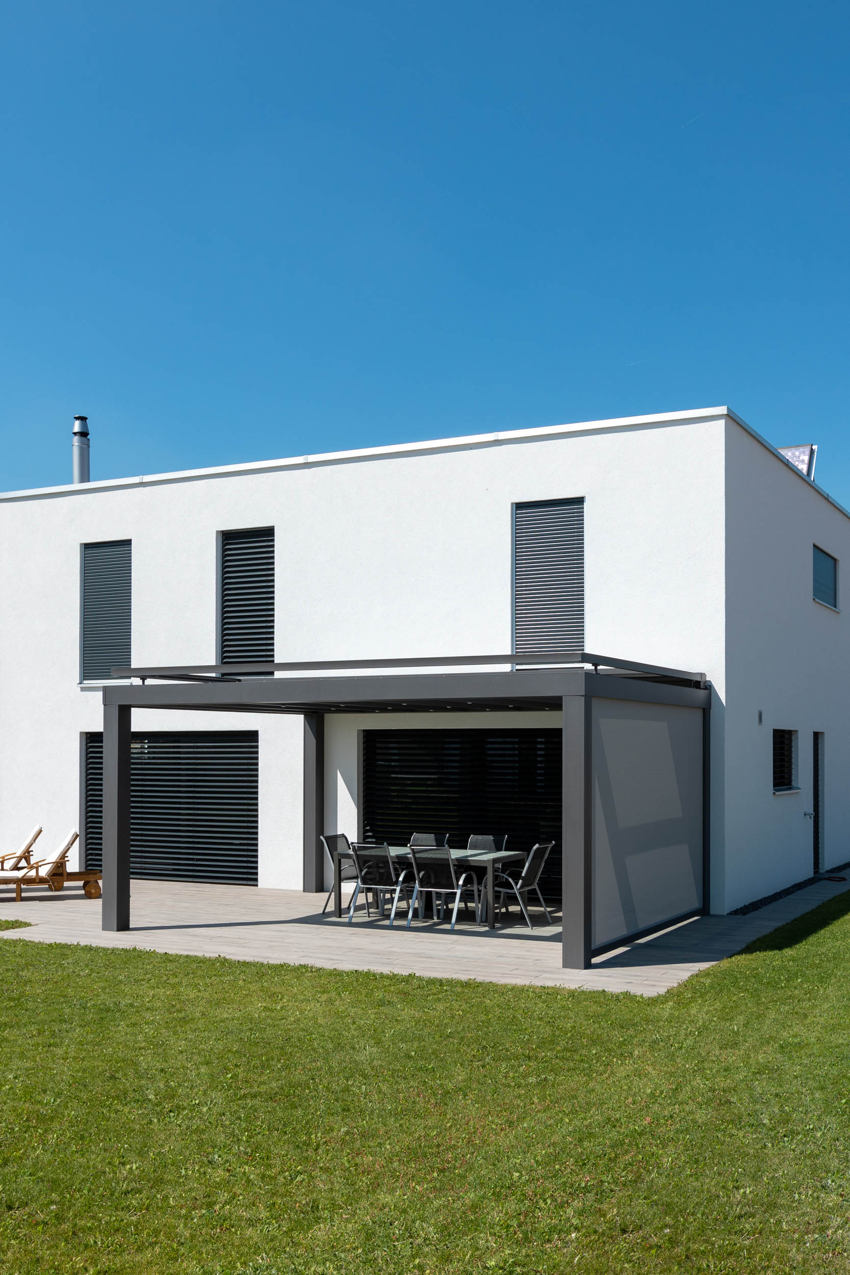 JEBI – Pergola à toiture vitrée
