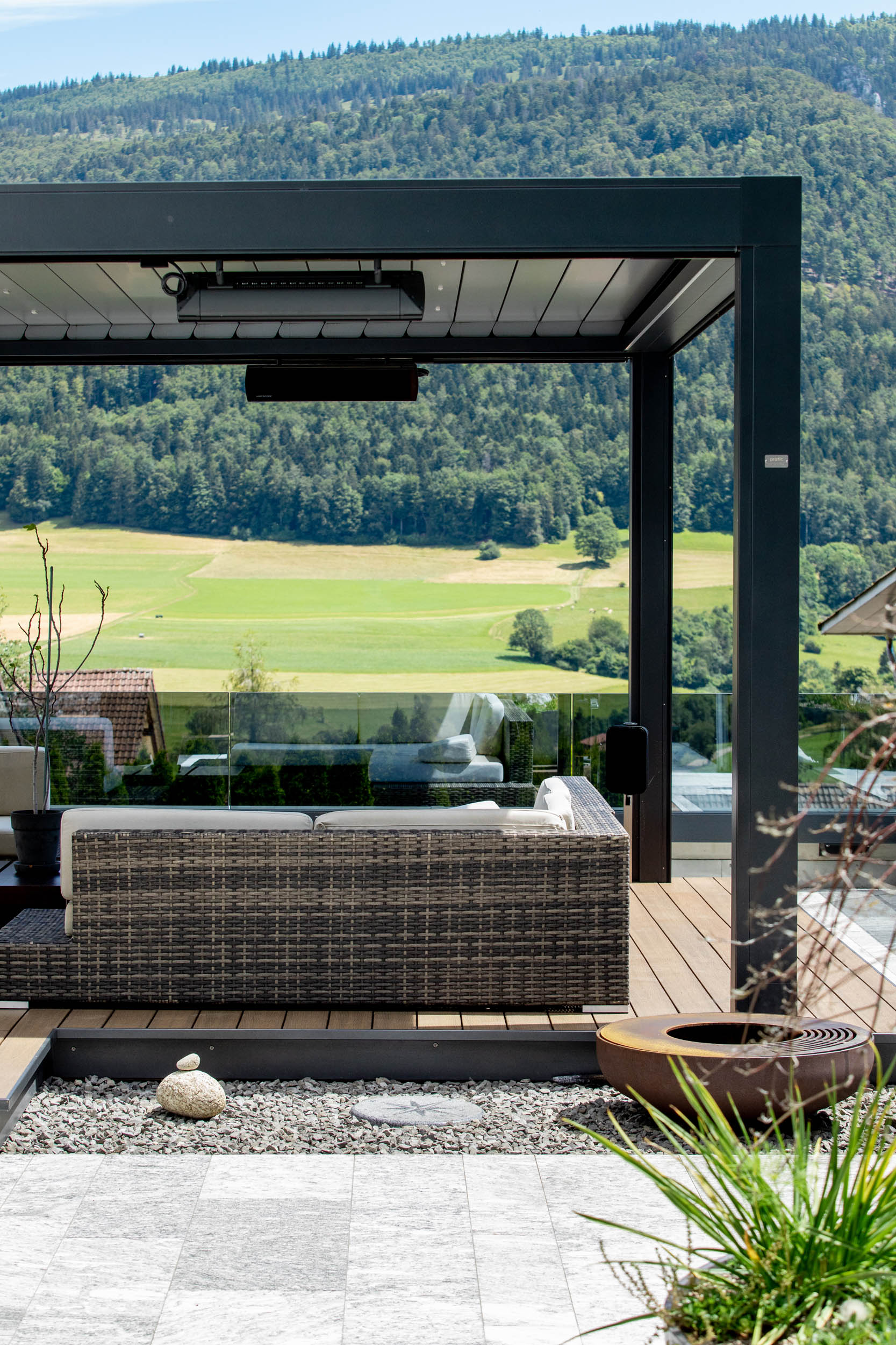 DELU – Pergola bioclimatique
