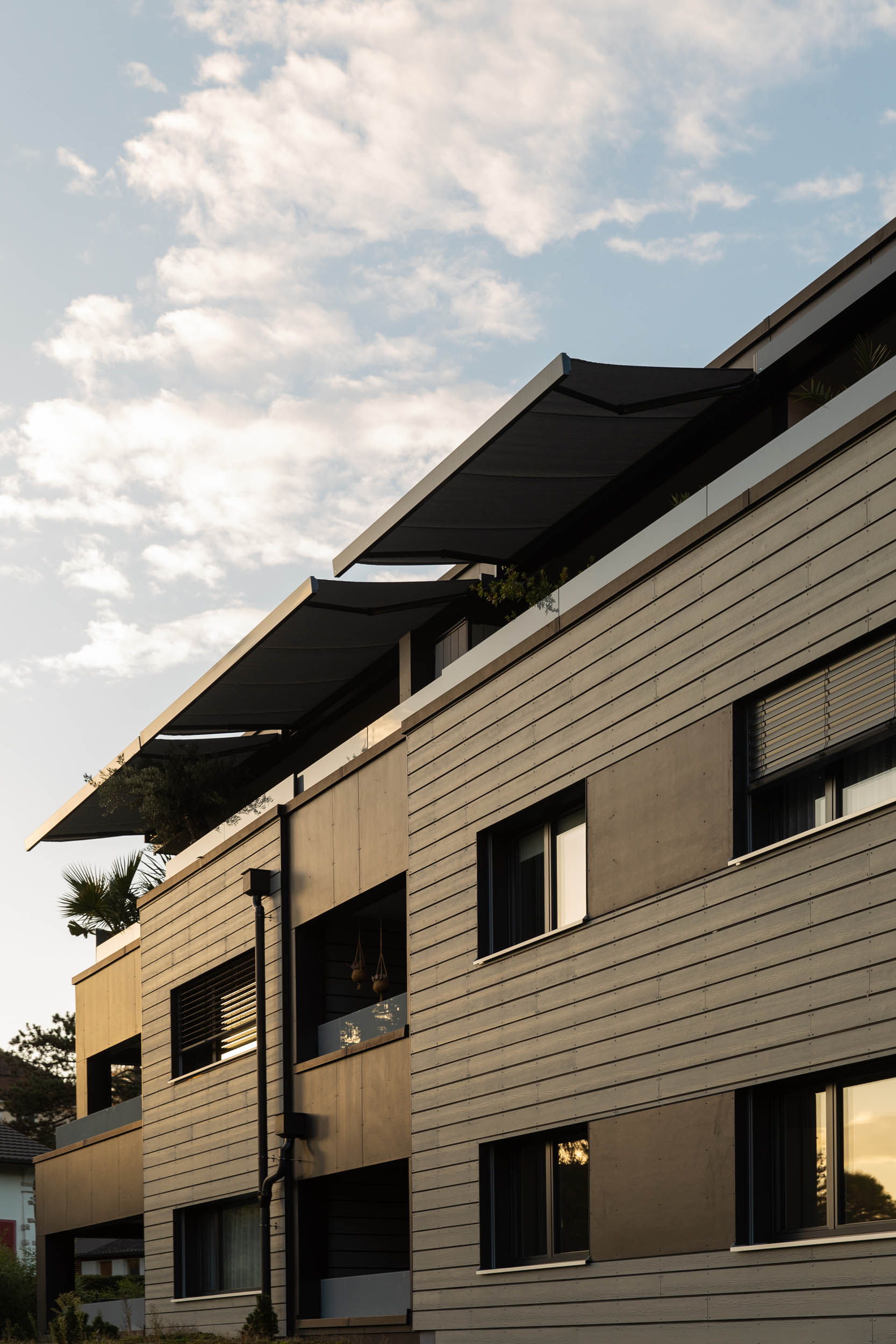 RETE – Stores toiles de terrasse