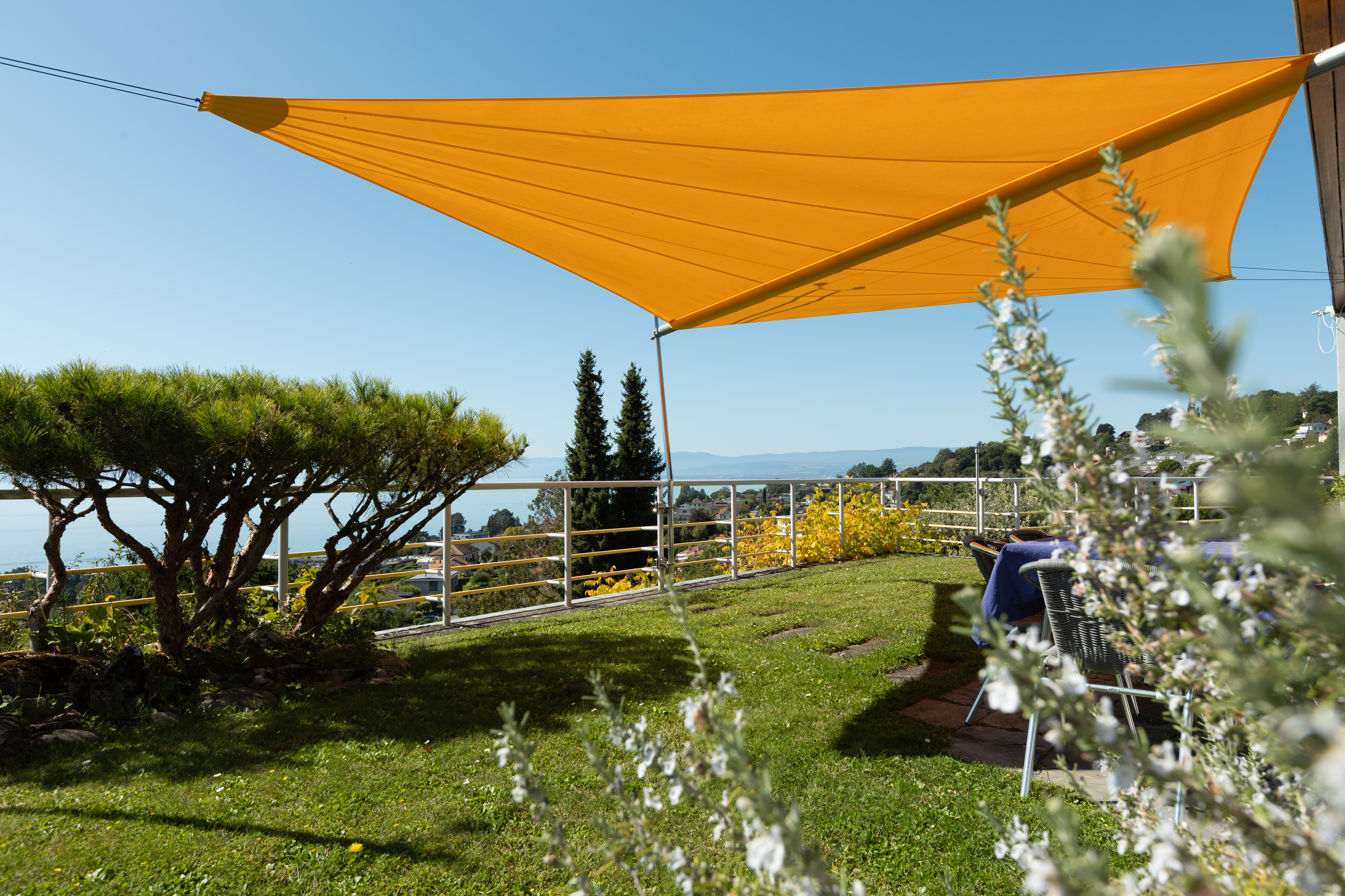 VONDEN-TOILE SUNSQUARE